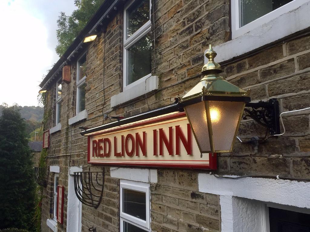 The Red Lion Inn Holmfirth Exterior foto