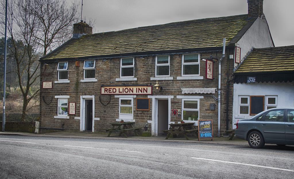 The Red Lion Inn Holmfirth Exterior foto