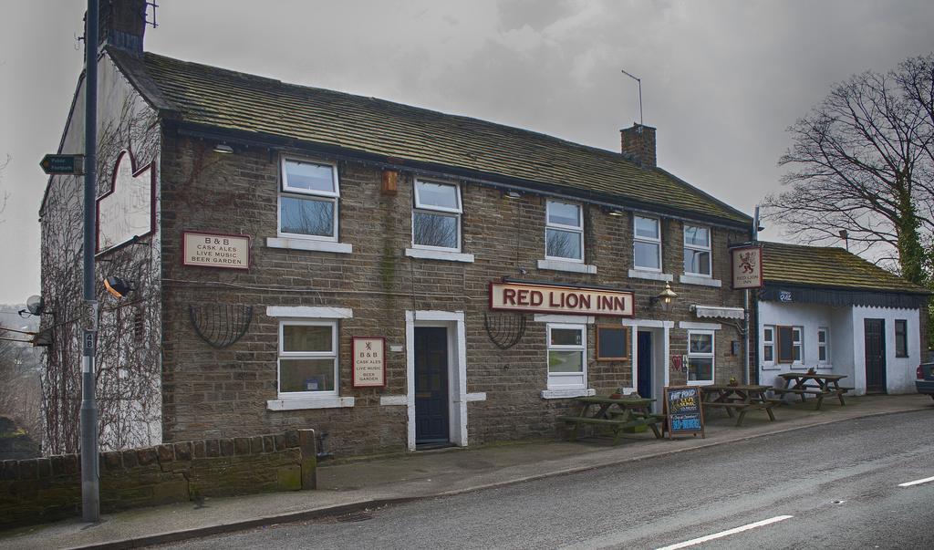 The Red Lion Inn Holmfirth Exterior foto